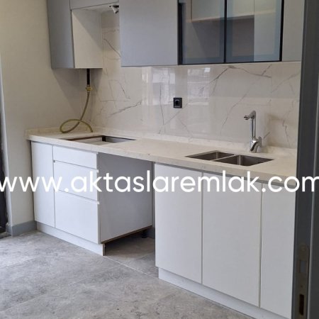 YALOVA /ÇİFLİKKÖY /TAŞKÖPRÜDE SATILIK 2+1 LÜX DAİRE